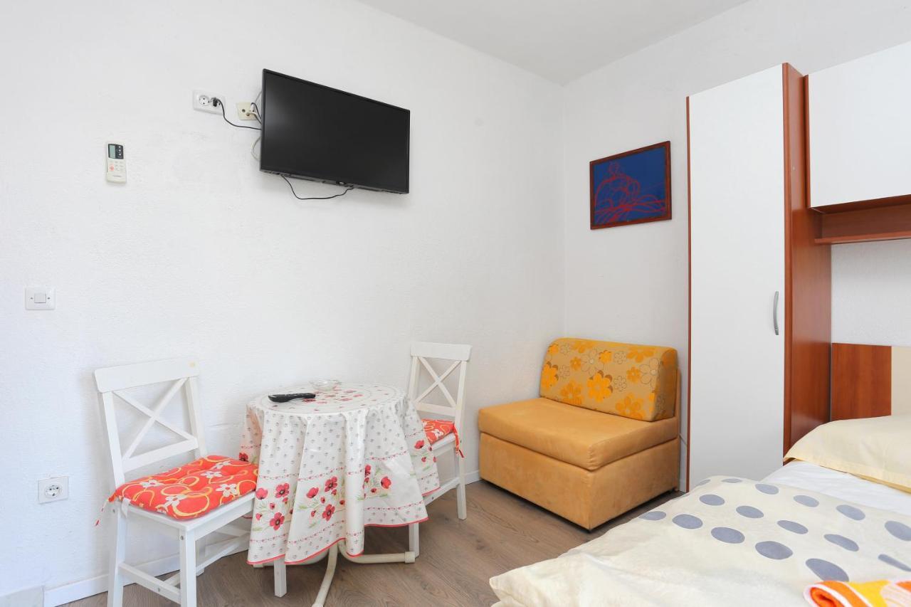 Apartments With A Parking Space Tucepi, Makarska - 6695 Kültér fotó